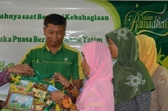 Iftar with the Orphans of Pasir Sari 4