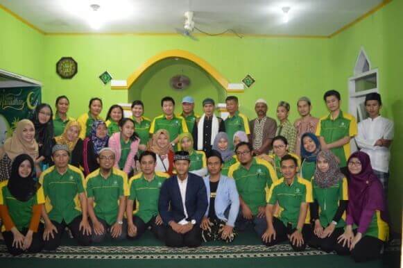 Iftar with the Orphans of Pasir Sari 5 